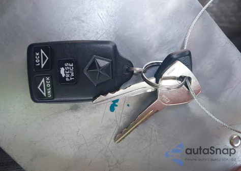 1997 Dodge Intrepid из США, поврежденный, VIN 2B3HD46F6VH740151